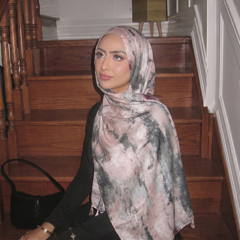 Women'S Accessories For Neck - Ink Painting Print Tassel Edge Hijab